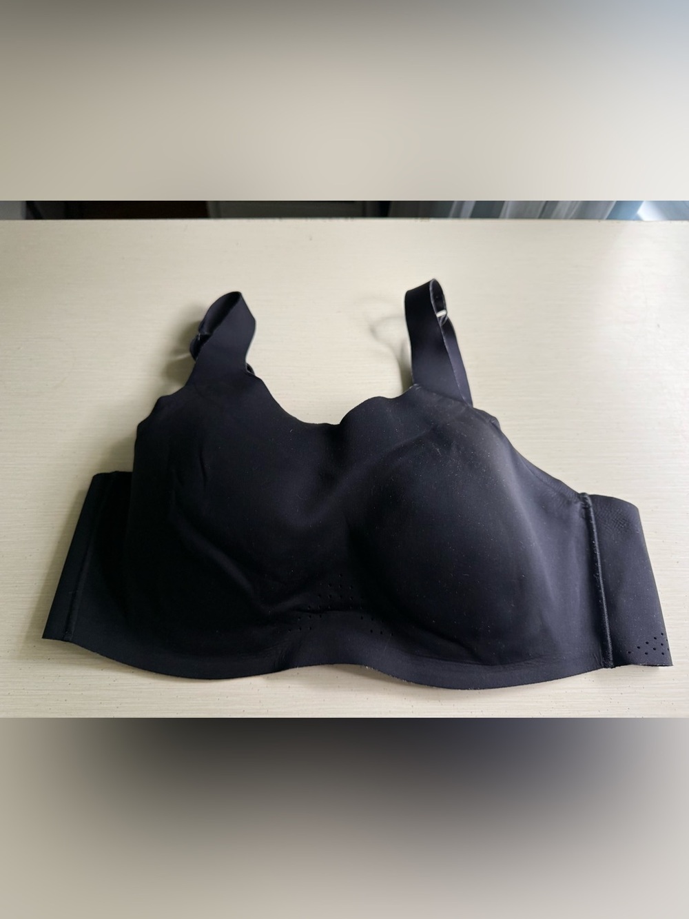 Brooks Black Wireless Support Bra